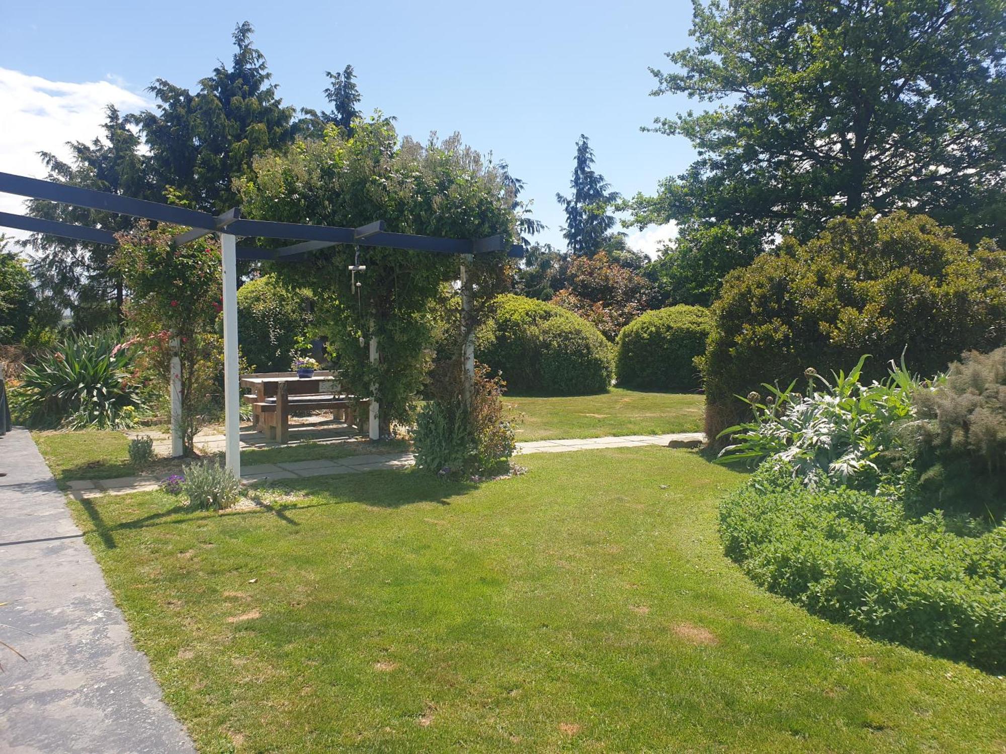 Windhaven Bed & Breakfast Duntroon Exterior photo